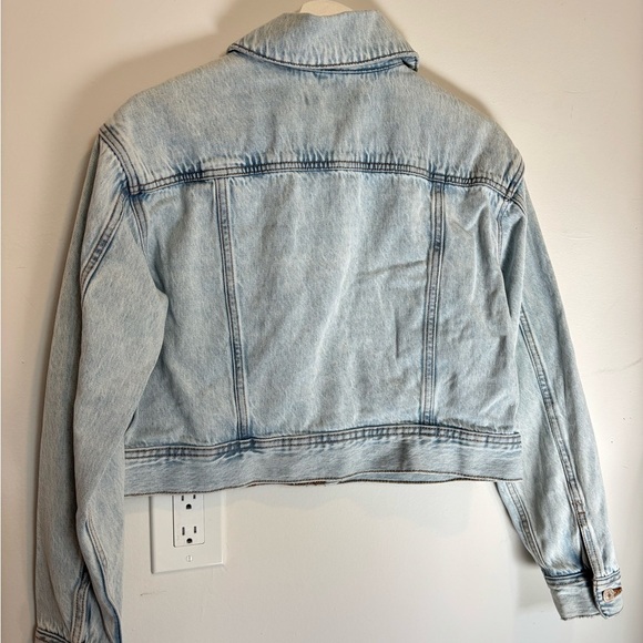 Joe Fresh Women's Classic Light Blue Jean Jacket - Picture 3 of 6